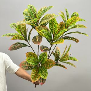Plante artificielle Meng Jie à feuilles variées, ornement décoratif d'intérieur à 3 branches, feuilles vertes - Product Image 1