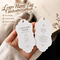 Étiquettes suspendues personnalisées en papier avec cordon pour vêtements féminins, boutiques de prêt-à-porter, marques de vêtements, en papier coton couché, vente en gros, fabricant en Chine