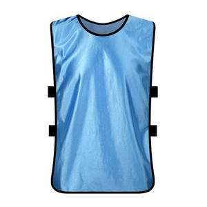 Chaleco de entrenamiento de fútbol personalizado Unisex promocional 100% poliéster personalizado transpirable Chaleco de entrenamiento de fútbol - Product Image 6