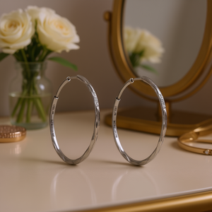 Orecchini a Cerchio Eliberto in Argento 925, Design Geometrico Minimalista per Uso Quotidiano Femminile - Product Image 2