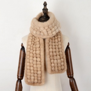 Écharpe en fourrure de vison tricotée polyvalente pour femme, automne-hiver, chaude, avec pompon en fourrure de vison, épaisse et longue, style renard - Product Image 2