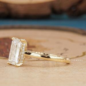 Bagues élégantes en diamant provenant de collections de joaillerie fine, conçues avec une vision artistique et un savoir-faire supérieur pour un attrait luxueux. - Product Image 2