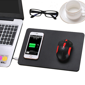 PU-Leder Gaming-Mauspad mit Kabelloser Ladestation, Schlichte Designs, Kabelloses Lade-Mauspad - Product Image 2
