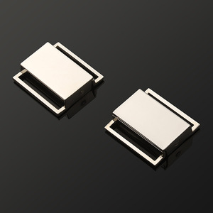 Boucle en métal argentée réglable Jiuyuan pour ceintures, sacs et accessoires de chaussures Q203-30 - Product Image 1