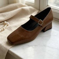 Chaussures Mary Jane en cuir léger de haute qualité, tendance et élégantes, sur mesure