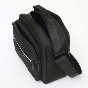 Bolso Bandolera de Hombre Estilo Europeo, Simple, de Color Sólido, en Tela Oxford - Product Image 4