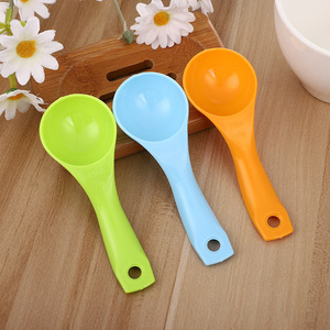 Juego de 5 cucharas medidoras de plástico coloridas para medir con precisión azúcar <span class=keywords><strong>y</strong></span> <span class=keywords><strong>harina</strong></span> en repostería - Product Image 5