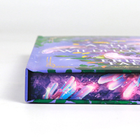 Roman de fantasy et de romance de luxe personnalisé à couverture rigide avec bords pulvérisés et impression offset – Éditions Premium