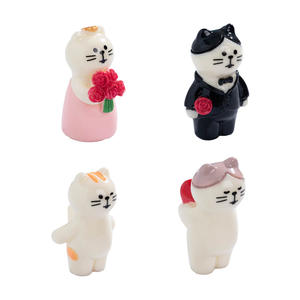 Miniature de paysage, dessin animé mignon, couple de chats de style japonais, artisanat en résine, accessoires de décoration DIY, ornements de bureau, ornements de voiture - Product Image 5