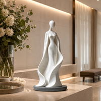 Sculpture moderne abstraite de danseuse en marbre. Articles décoratifs pour la décoration de la maison. Convient aux sols et aux halls d'entrée.