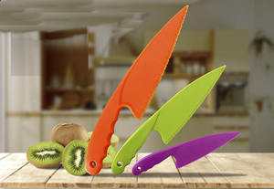 Juego de 3 Cuchillos para Ensalada con Bordes Dentados de Plástico, Cortador de Tomate y Lechuga, Herramienta para Servir, Cuchillo para Pastel para Niños, <span class=keywords><strong>Adultos</strong></span>, <span class=keywords><strong>Cumpleaños</strong></span>, Bodas - Product Image 6