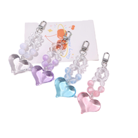 Breloques en acrylique en forme de cœur mignon, accessoires de sac en alliage de zinc et plastique rechargeables, motifs animaux de dessin animé et fruits, bijoux fantaisie à prix abordable