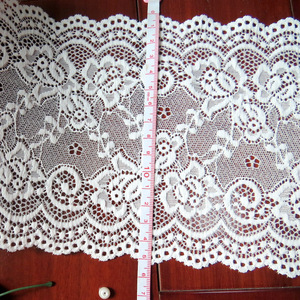 L1851 Nylon Spandex Jacquard tela <span class=keywords><strong>de</strong></span> encaje elástico 3D ajuste elástico colores blanco y negro moda nupcial Stock para vestidos - Product Image 2
