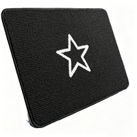 Tapis personnalisé en gros, tapis rectangulaire en polyester durable avec motif cœur pour la décoration intérieure