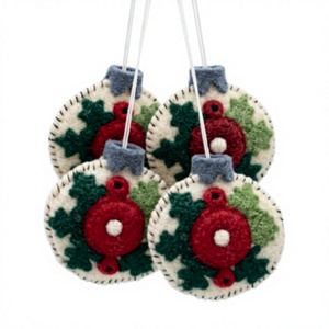 Handmade Eco-Friendly Wool Felt Round <b>Christmas</b> <b>Tree</b> Ornament Holly Red Berry Embroidery Traditional Style Indoor <b>Wall</b> Hanging - Product Image 1