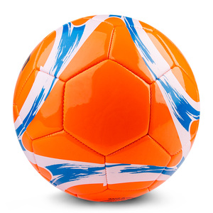 Balón de Fútbol al por Mayor, Personalizado con Logotipo, PVC, Cosido a Máquina, Tamaño 5, para Recreación y Juego Casual, Hecho en Vietnam - Product Image 1