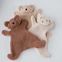 Lindo Oso de Peluche con Babero Antiderrames, Paño Suave para Limpiar Manos y Paño Calmante, Set de Regalo para Recién Nacidos e Infantes
