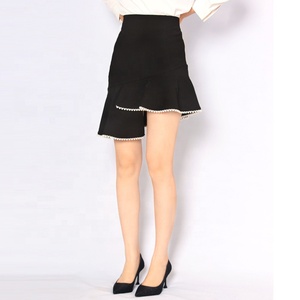 Otoño nuevo diseño estilo Casual volantes Irregular negro con cuentas bajo las faldas cortas. - Product Image 1
