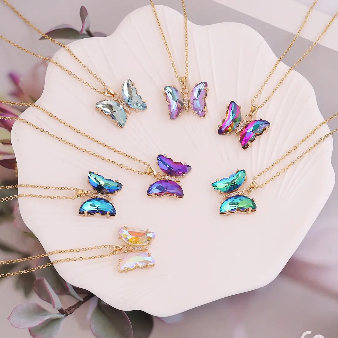 Gradient coloré papillon colliers boucles d'oreilles anneau pour les femmes mode cristal pendentif collier personnalité clavicule chaîne