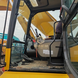 รถขุดตีนตะขาบ Komatsu PC240LC-8 มือสอง สภาพดี น้ำหนัก 24 ตัน รถขุดไฮดรอลิกขนาดกลางถึงใหญ่ - Product Image 3