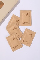 Crème à raser pour hôtel en sachet mini de 8 ml, emballage en papier kraft, crème à raser jetable pour chambre d'hôtel, resort, voyage
