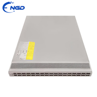 Commutateur géré d'occasion N3K-C3232C 32 ports 100G QSFP28 avec liaison montante 10G SFP+ pour l'agrégation ToR de centre de données
