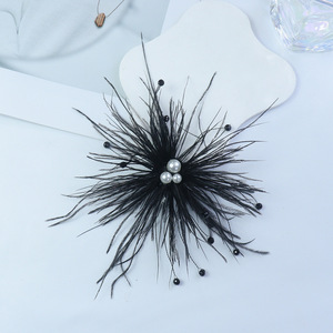 Broche de Flor com Contas e Penas Feito à Mão para Mulheres, Ideal para Combinar com Roupas do Dia a Dia - Product Image 6