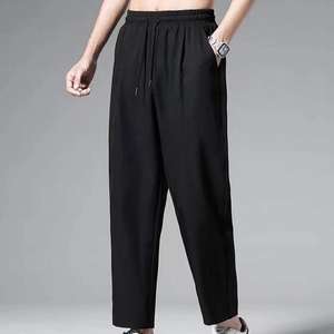 Pantalones cortos de seda de hielo de pierna recta para hombre, pantalones de moda y con sensación de caída - Product Image 4