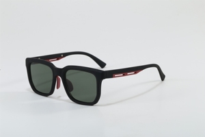 แว่นกันแดดแฟชั่นกรอบใหญ่ราคาส่งถูกสำหรับผู้หญิงและผู้ชาย แว่นกันแดดกีฬาสำหรับปั่นจักรยาน วิ่ง ตกปลา แบรนด์ดัง รับสั่งทำ - Product Image 3