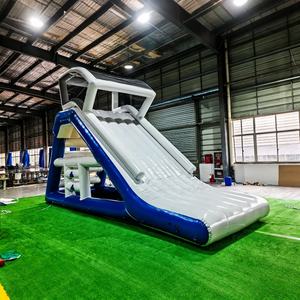 Prix usine premium Grand toboggan gonflable avec auvent pour sports nautiques de haute performance pour parc d'attractions commercial - Product Image 1
