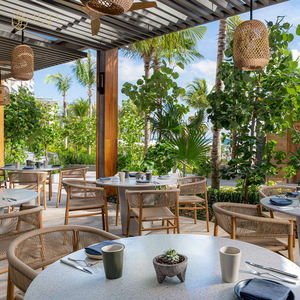 JEILI - Juego de Mesa y Sillas de Aluminio Blanco con Cuerda Trenzada, <span class=keywords><strong>Muebles</strong></span> Modernos para Exteriores, Patio, Resort, Restaurante Comercial - Product Image 3