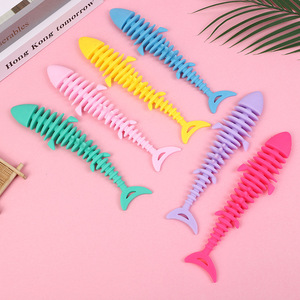 Jouet extensible flexible en TPR en forme de squelette, dinosaure, lézard, poisson, bracelet à tirer, jouet sensoriel anti-stress à presser pour enfants - Product Image 2