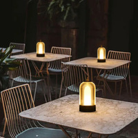 Joystar Design moderne LED veilleuse Simple lampe de table en fer avec alimentation cc pour la maison hôtel bar restaurant pub bureau