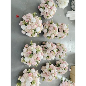 C124036 Bola de <span class=keywords><strong>flores</strong></span> Colorida Bola de rosas grandes artificiales Centro de bodas Escenario de bodas Decoración del hogar Centro de ramo - Product Image 1