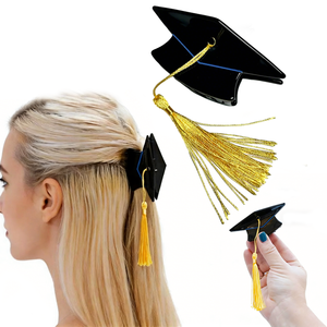Mini pince à cheveux en forme de toque de diplômé avec pompon, pour la promotion 2026, accessoire capillaire pour fête de remise des diplômes - Product Image 1