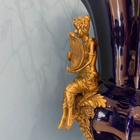 Vas Porselen Kuningan Pedestal Biru Putih Cina Berkualitas Tinggi, Dicat Mewah, Cantik, Beragam, Ukuran Besar