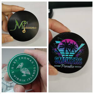 Vente en gros de moulin à herbes en métal avec logo personnalisé avec couvercle magnétique Offre Spéciale de magasin de fumée moulin à épices à 4 couches en alliage de zinc - Product Image 4