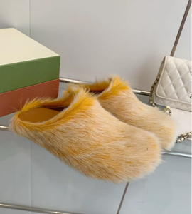 Moda de Invierno para Mujer, Botas con Forro de Peluche y Punta Peluda, Entresuela y Suela de Goma - Nueva Tendencia - Product Image 4