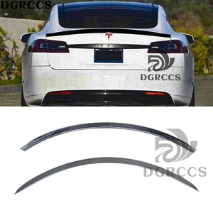 สปอยเลอร์หลังคาร์บอนไฟเบอร์ทรง TS สำหรับรถยนต์รุ่น S ปี 2012-2023 ทำจากคาร์บอนไฟเบอร์ - Product Image 1