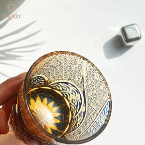 Verre à <span class=keywords><strong>whisky</strong></span> <span class=keywords><strong>japonais</strong></span> sculpté à la main Moon Sea Connected Amber Crystal Handmade Glass Shot Glass Tumbler Cup - Product Image 6
