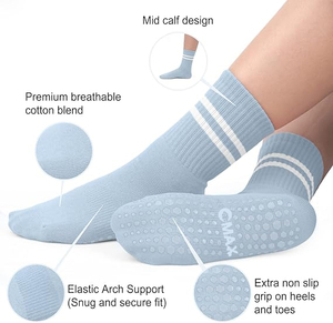 Chaussettes de Pilates personnalisées pour femmes avec grip antidérapant, chaussettes de yoga mi-mollet pour barre, chaussettes antidérapantes adhérentes pour hôpital - Product Image 2