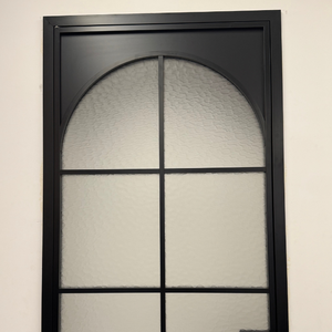 Porte d'entrée intérieure en fer forgé de style rétro, couleur blanc et noir, avec des arches en verre françaises - Product Image 2
