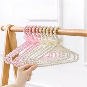 衣料品店用品 ペット犬猫用ハンガー＆ラック プラスチック製ビーズパールボウ キッズ服ハンガー - Product Image 3