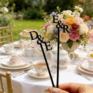 Agitateurs à boisson en acrylique personnalisés, bâtonnets à cocktail personnalisés avec les noms des couples, décorations pour fiançailles et fêtes - Product Image 3