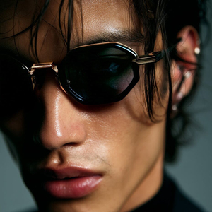 <span class=keywords><strong>Occhiali</strong></span> <span class=keywords><strong>da</strong></span> <span class=keywords><strong>Sole</strong></span> Polarizzati Lmamba con Montatura Metallica Esagonale, Design Personalizzabile per Uomo e Donna - Product Image 3