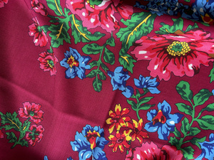 High Quality <strong>100</strong>% <strong>Wool</strong> Scarf Floral Scarf <strong>Shawl</strong> 135x135cm - Product Image 6