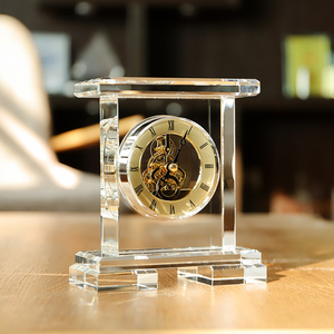 Hot Bán Tùy Chỉnh Tình Yêu Chủ Đề Khắc Pha Lê Thủy Tinh Bàn Đồng Hồ Khắc Sơn Mô Hình Thủ Công Với Laser In Ấn Cho Quà Tặng Quà Lưu Niệm - Product Image 1