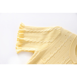 ~ Spot ~ Abito estivo elegante in maglia <span class=keywords><strong>giallo</strong></span> brillante con motivo geometrico Dongfeng, collo rotondo e fibbia in metallo, di alta qualità Nanyou - Product Image 3