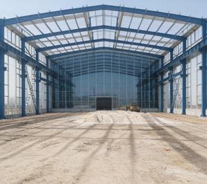 Entrepôt industriel <span class=keywords><strong>en</strong></span> acier <span class=keywords><strong>préfabriqué</strong></span> fiable pour un stockage polyvalent et une utilisation <span class=keywords><strong>en</strong></span> atelier intensif - Product Image 1