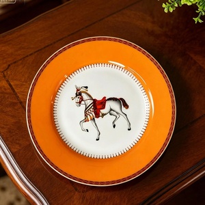 Assiette Plate Ronde Rétro Luxe Léger 8/10/12 pouces en Porcelaine Fine Haut de Gamme pour l'Inauguration de la Maison - Product Image 2
